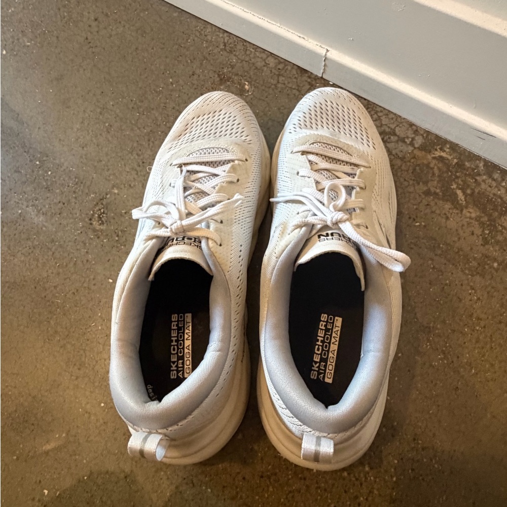 Skechers Go Run Swirl Tech foam Men’s 10.5 White (Goodyear rubber) - Picture 7 of 7